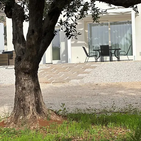 Tosto Villa